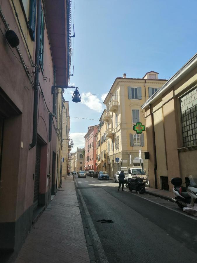 Appartement Casa Nives à Imperia Extérieur photo